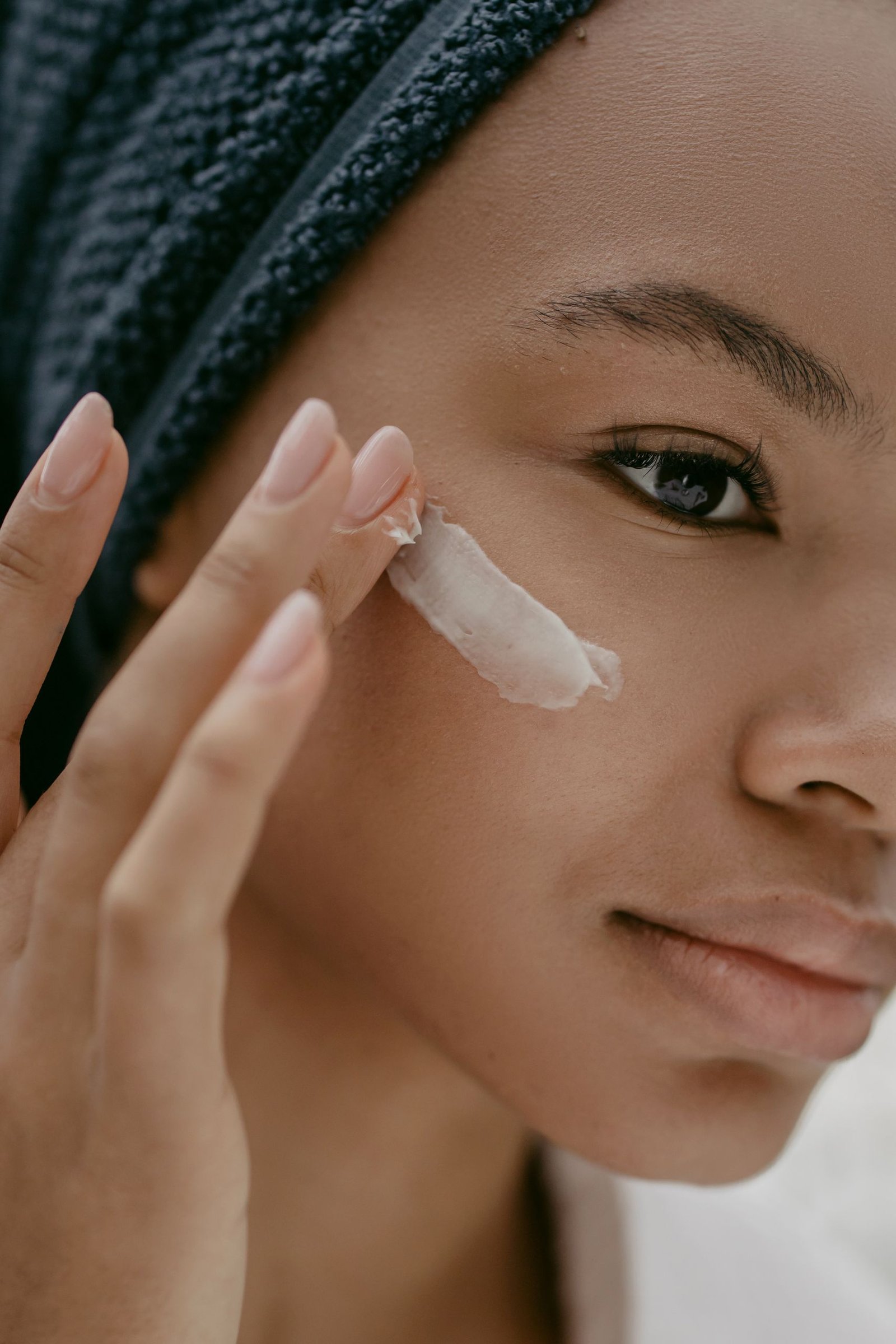 Controversial Ingredients in Your Skincare: Silicones